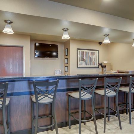 Cobblestone Inn & Suites-Kersey Kültér fotó