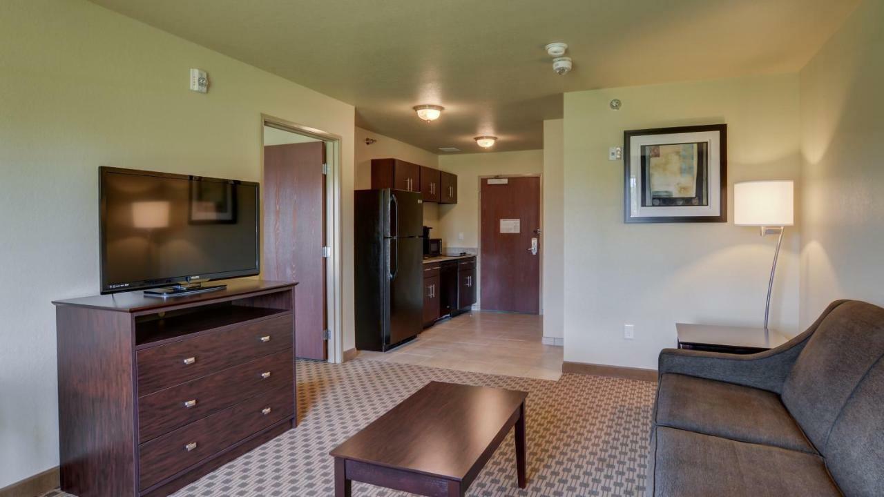 Cobblestone Inn & Suites-Kersey Kültér fotó