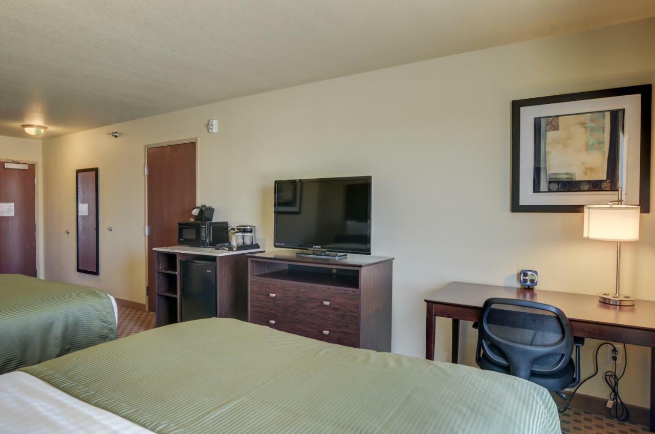 Cobblestone Inn & Suites-Kersey Kültér fotó