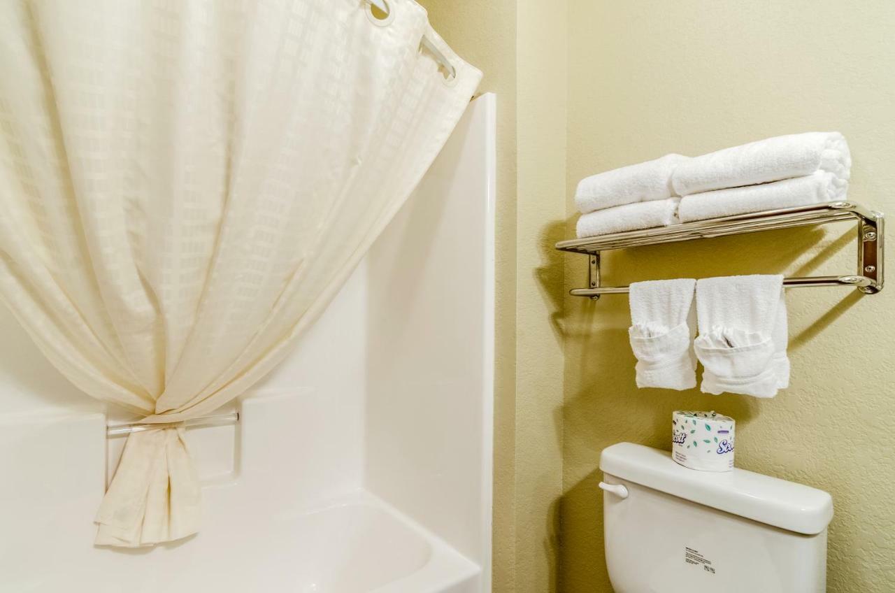 Cobblestone Inn & Suites-Kersey Kültér fotó