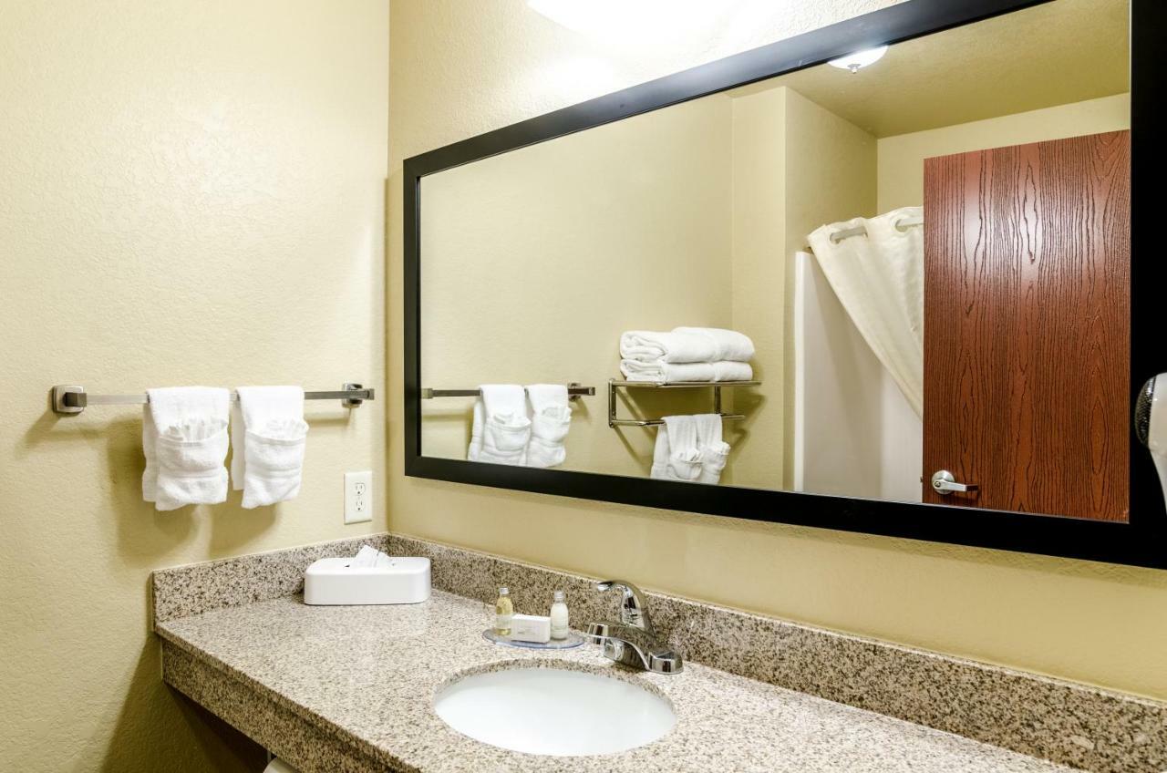 Cobblestone Inn & Suites-Kersey Kültér fotó